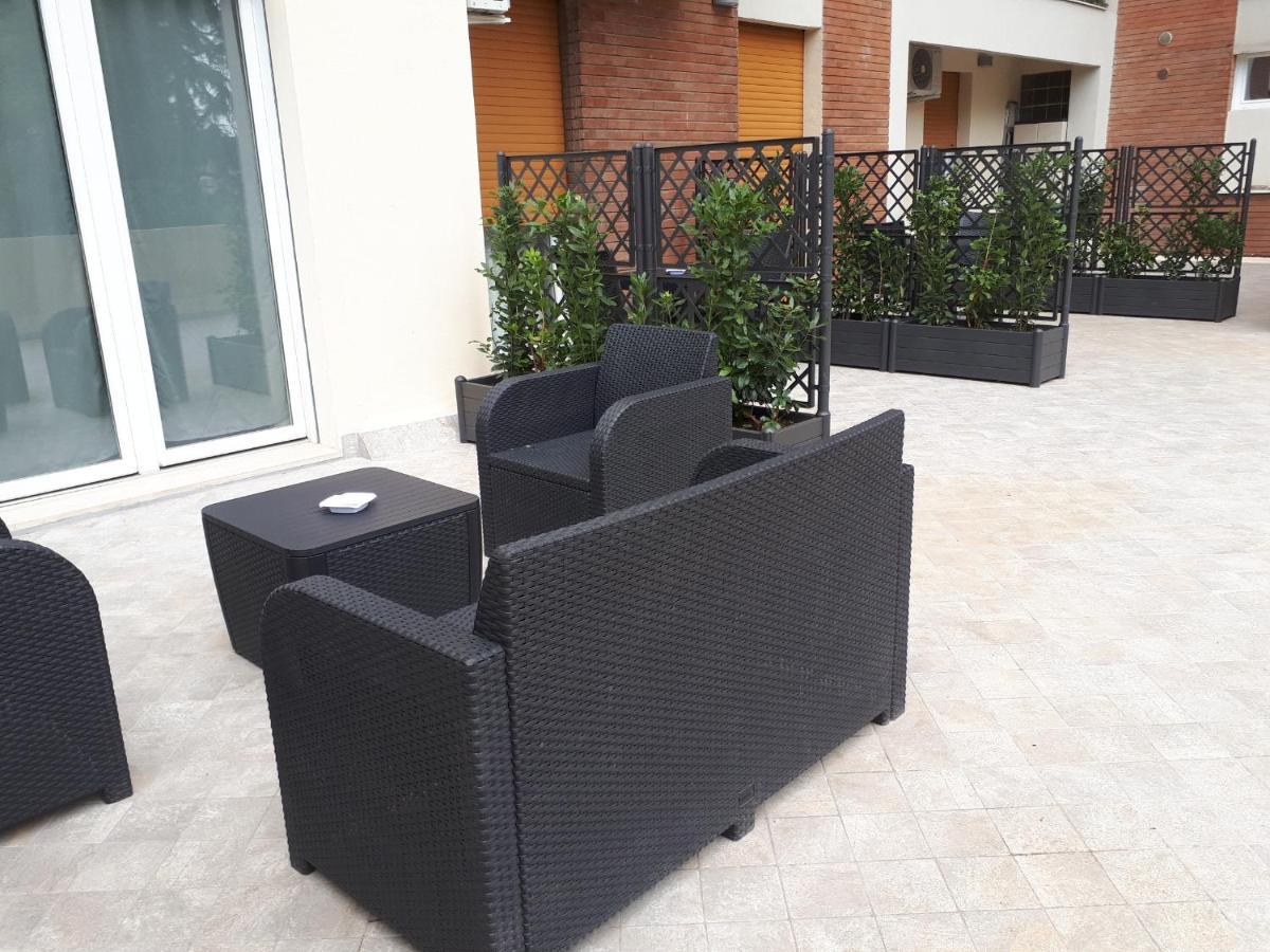 Soleluna Fiera 6 Rooms بولونيا المظهر الخارجي الصورة